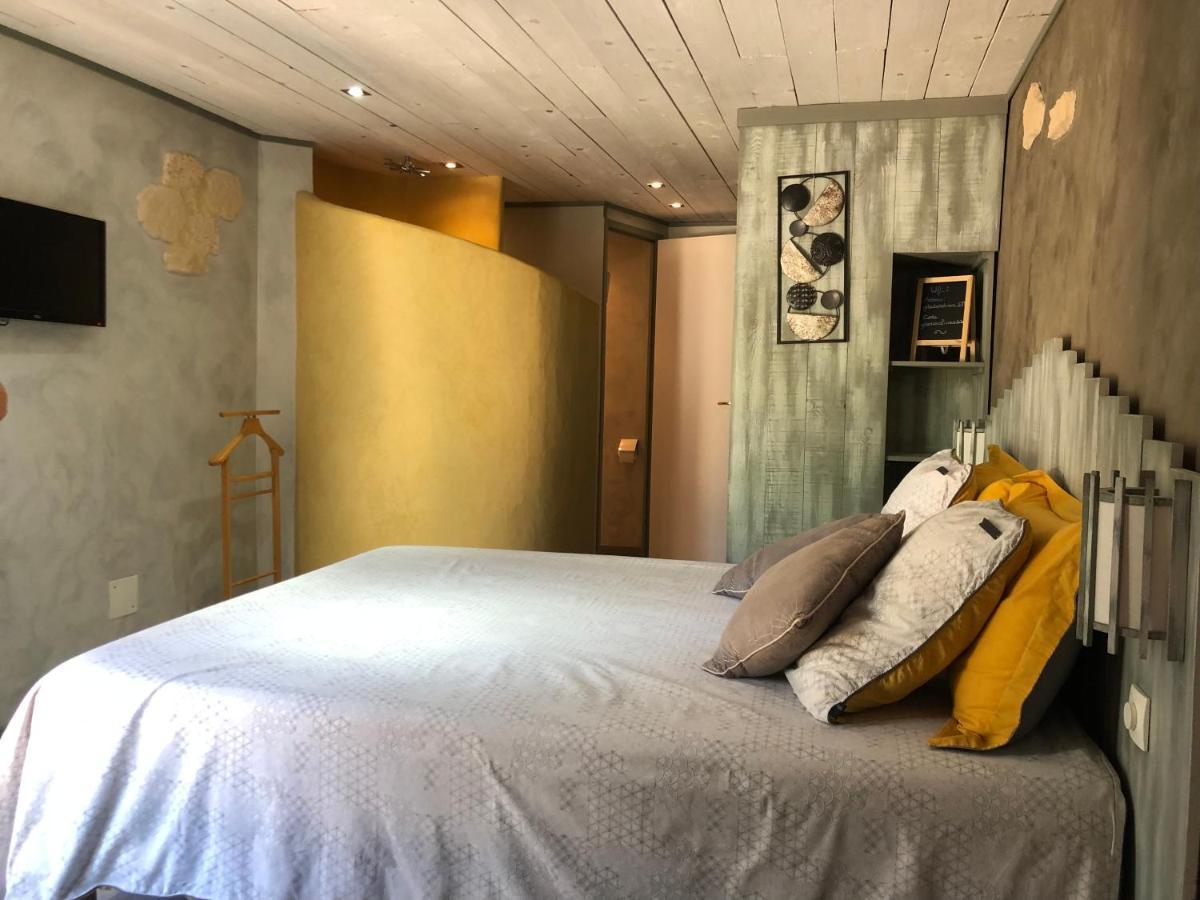Chambre D'Hotes Des Oliviers Ла-Рок-сюр-Сез Экстерьер фото